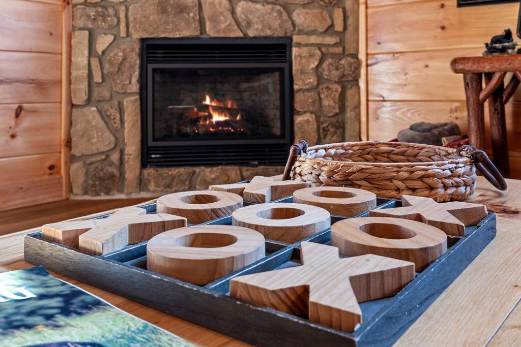 Bobcat Den By Eden Crest Villa Gatlinburg Bagian luar foto