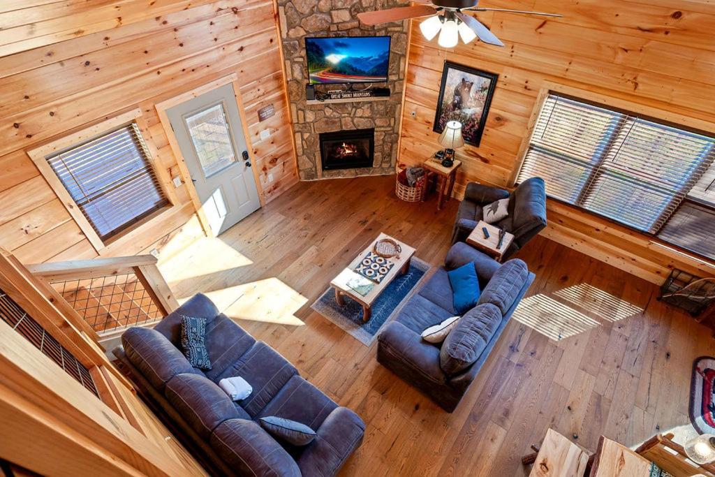 Bobcat Den By Eden Crest Villa Gatlinburg Bagian luar foto