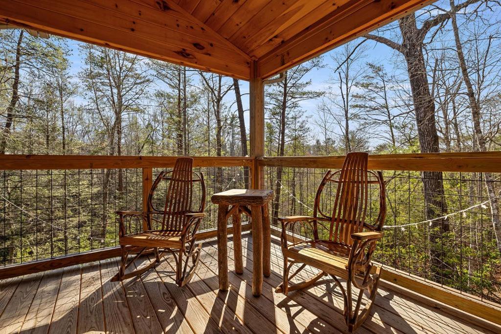 Bobcat Den By Eden Crest Villa Gatlinburg Bagian luar foto