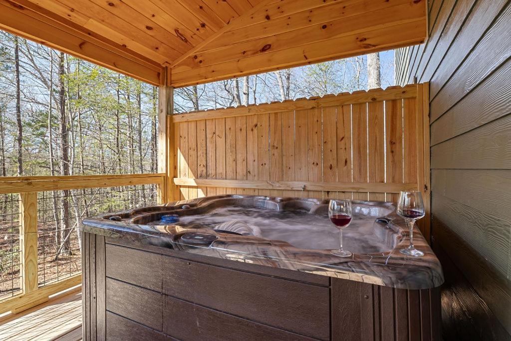Bobcat Den By Eden Crest Villa Gatlinburg Bagian luar foto