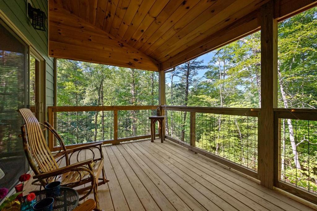 Bobcat Den By Eden Crest Villa Gatlinburg Bagian luar foto