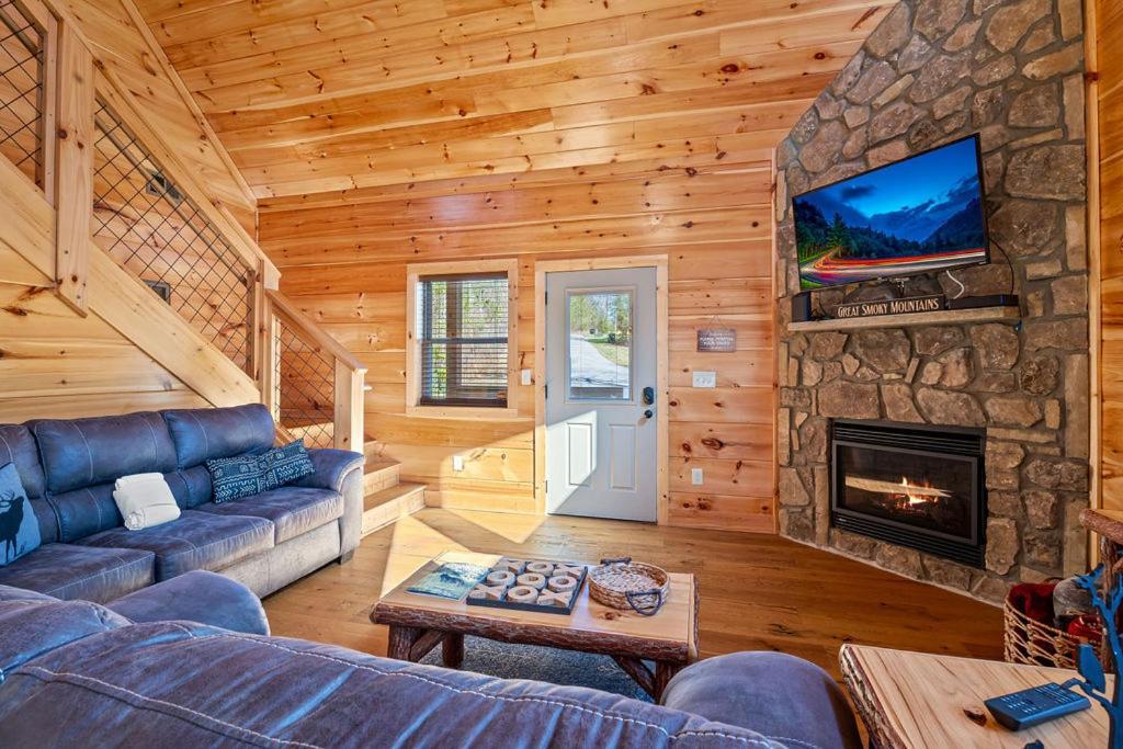 Bobcat Den By Eden Crest Villa Gatlinburg Bagian luar foto
